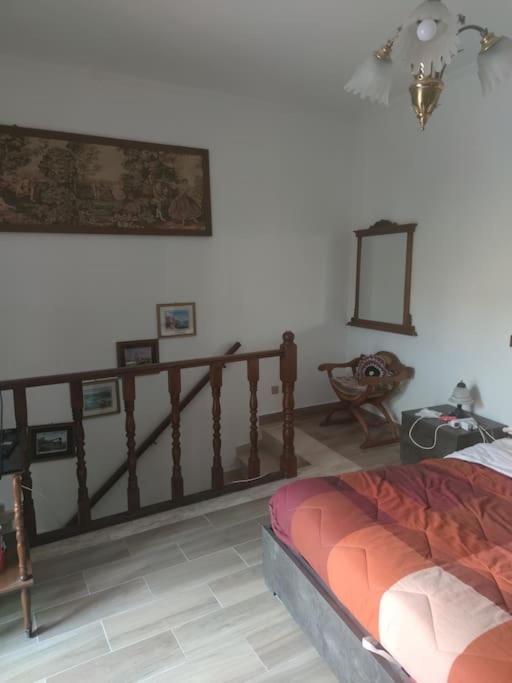 Casa In Antico Borgo Medievale A Tarano Ri, Via Giacomo Leopardi, 15 Villa Exterior foto
